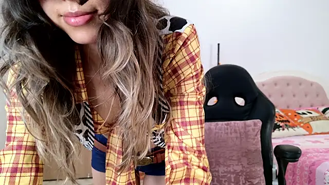 Snapshot of Sensualtease chatting on October 24, 2025, 10:42 pm Sensualtease online show from October 24, 2025, 10:42 pm