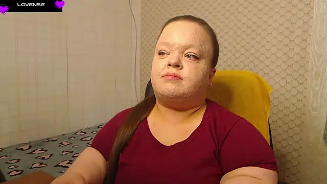 Janiffer MiMi online show from April 11, 2026, 3:05 pm