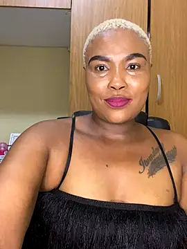 BADFATASS85 online show from December 16, 2025, 9:52 pm