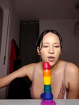 kittenpurrr online show from November 1, 2025, 5:07 pm