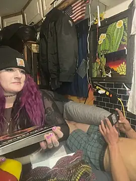 Snapshot of 1-800-FUCKYOU chatting on February 6, 2025, 11:42 am 1-800-FUCKYOU online show from February 6, 2025, 11:42 am