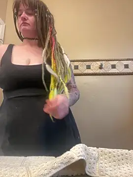 Snapshot of 1-800-FUCKYOU chatting on October 12, 2025, 5:47 pm 1-800-FUCKYOU online show from October 12, 2025, 5:47 pm