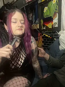 Snapshot of 1-800-FUCKYOU chatting on January 19, 2025, 7:46 am 1-800-FUCKYOU online show from January 19, 2025, 7:46 am