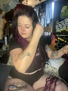 Snapshot of 1-800-FUCKYOU chatting on January 4, 2025, 8:16 pm 1-800-FUCKYOU online show from January 4, 2025, 8:16 pm