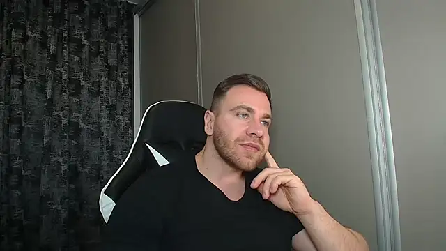 Thori92 online show from March 20, 2026, 6:20 pm