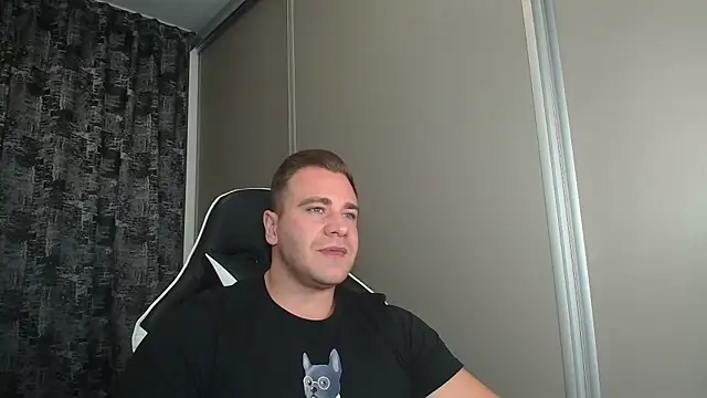 Thori92 online show from September 21, 2025, 6:02 pm