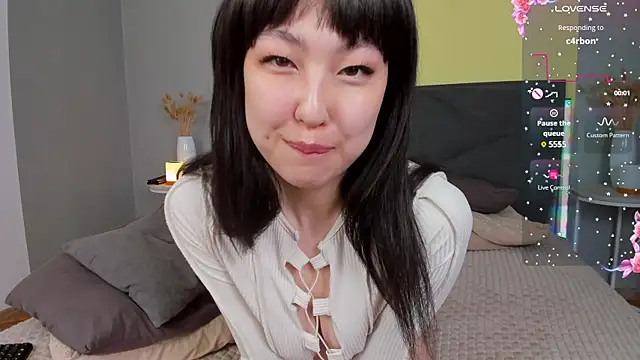 Snapshot of ValeryMur chatting on February 12, 2025, 6:51 pm ValeryMur online show from February 12, 2025, 6:51 pm