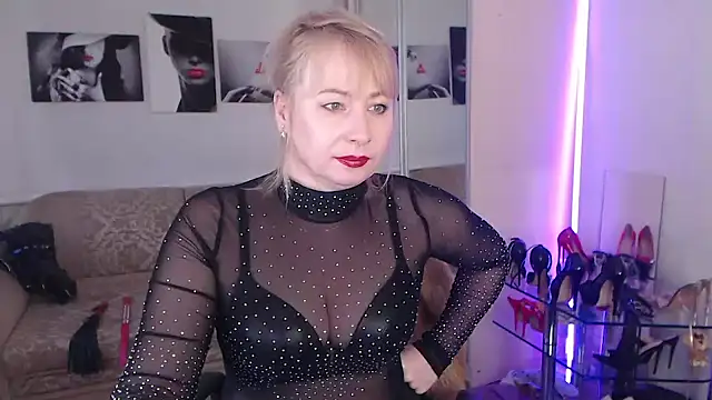 MistressMilfa online show from February 28, 2025, 10:52 am