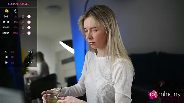 melanielwithu online show from February 13, 2025, 5:54 pm