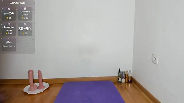 Snapshot of Michelle_Melnss chatting on February 23, 2026, 2:46 am Michelle Melnss online show from February 23, 2026, 2:46 am