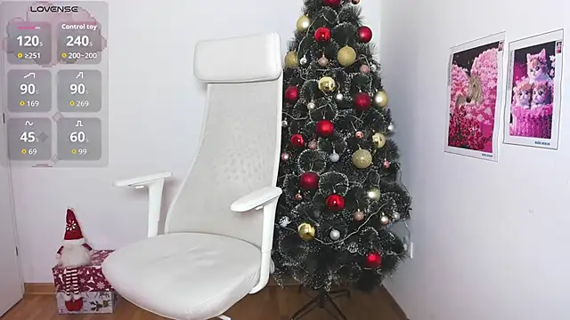 Snapshot of Michelle_Melnss chatting on January 11, 2026, 7:43 pm Michelle Melnss online show from January 11, 2026, 7:43 pm