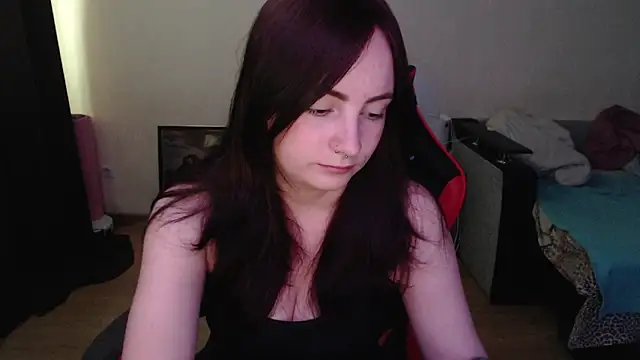 Snapshot of Laralianna chatting on June 29, 2026, 7:59 am Laralianna online show from June 29, 2026, 7:59 am