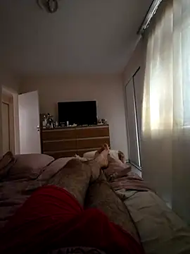 Snapshot of MysterBearMG chatting on November 22, 2025, 11:53 am MysterBearMG online show from November 22, 2025, 11:53 am