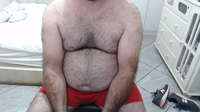 Snapshot of MysterBearMG chatting on November 23, 2025, 12:20 am MysterBearMG online show from November 23, 2025, 12:20 am