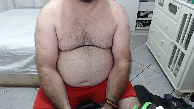 Snapshot of MysterBearMG chatting on October 27, 2025, 11:38 pm MysterBearMG online show from October 27, 2025, 11:38 pm