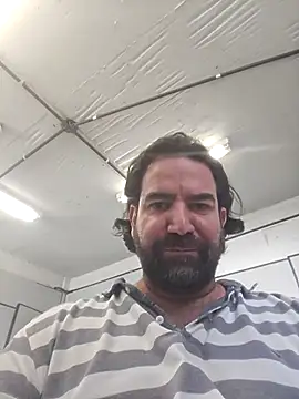 Snapshot of MysterBearMG chatting on December 3, 2025, 3:11 pm MysterBearMG online show from December 3, 2025, 3:11 pm