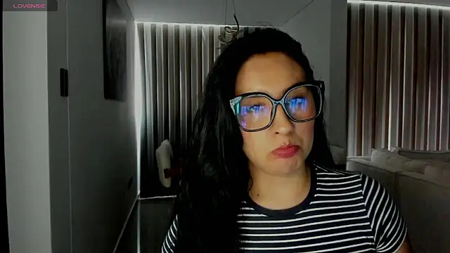 AnushaKumari online show from December 17, 2025, 5:29 pm