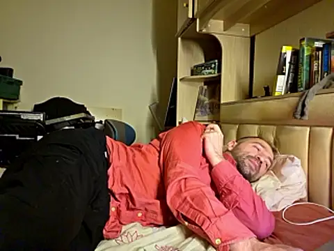 Snapshot of theSmallest-dick chatting on January 19, 2026, 5:11 am theSmallest-dick online show from January 19, 2026, 5:11 am