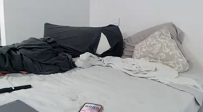 Snapshot of sweeti_Em chatting on February 5, 2025, 6:59 pm sweeti Em online show from February 5, 2025, 6:59 pm