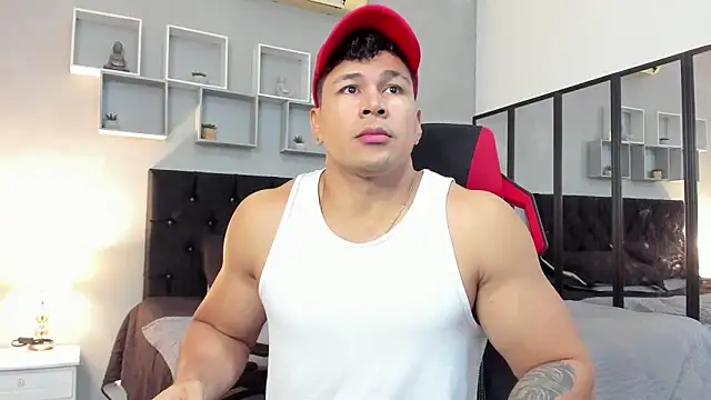 tyler hank01 online show from December 17, 2025, 8:47 pm