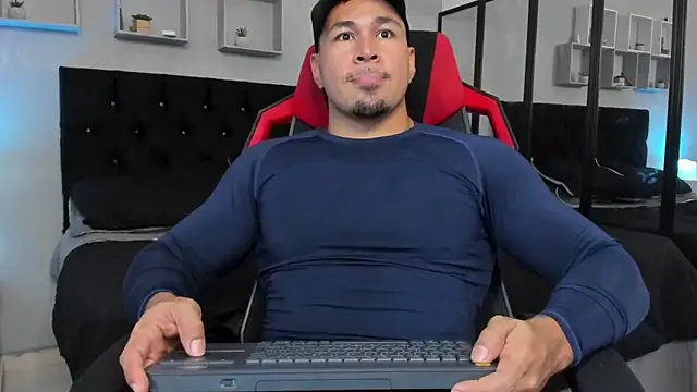 tyler hank01 online show from February 25, 2026, 2:28 pm