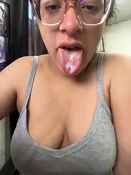 Ninnfa online show from November 13, 2025, 5:28 pm