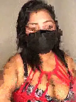 Snapshot of _Cute_ariana_ chatting on November 10, 2025, 6:13 pm Cute ariana online show from November 10, 2025, 6:13 pm