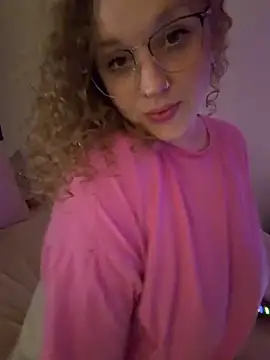 EmmieRae online show from February 21, 2026, 2:02 am