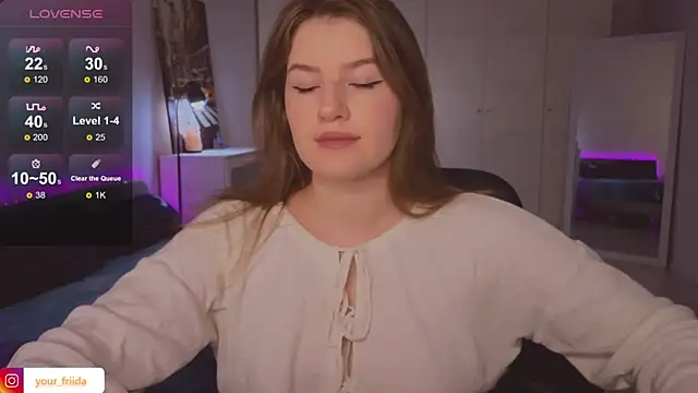 Snapshot of alwaysfrida chatting on November 11, 2025, 1:39 pm alwaysfrida online show from November 11, 2025, 1:39 pm