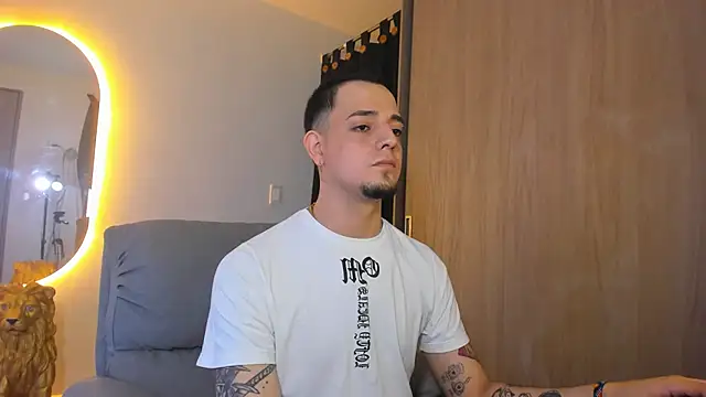 Snapshot of alejandro_calderon1 chatting on January 29, 2025, 1:48 am alejandro calderon1 online show from January 29, 2025, 1:48 am
