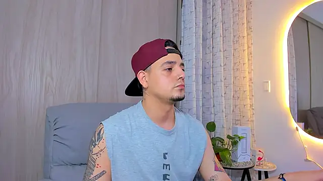 Snapshot of alejandro_calderon1 chatting on September 12, 2025, 4:45 am alejandro calderon1 online show from September 12, 2025, 4:45 am