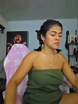 Hannah-grace online show from November 5, 2025, 1:03 pm