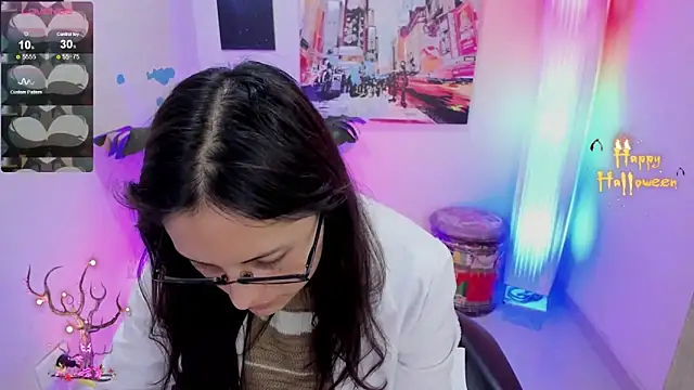 Snapshot of Kyomi_chang chatting on November 20, 2025, 1:23 pm Kyomi chang online show from November 20, 2025, 1:23 pm