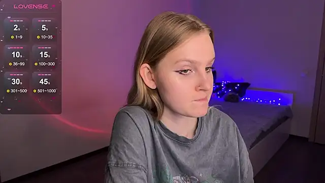 Snapshot of Chanel_Gill chatting on March 13, 2025, 12:27 am Chanel Gill online show from March 13, 2025, 12:27 am