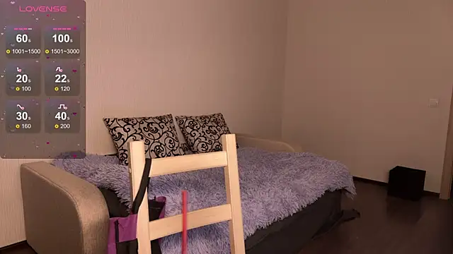 Snapshot of Chanel_Gill chatting on March 4, 2025, 9:43 pm Chanel Gill online show from March 4, 2025, 9:43 pm