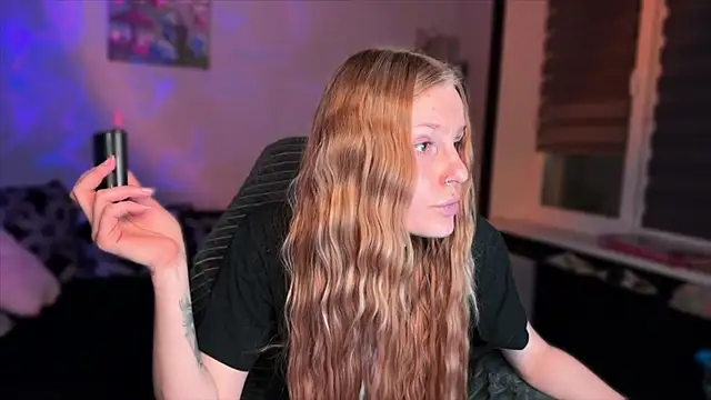 Snapshot of Chanel_Gill chatting on December 3, 2025, 5:12 pm Chanel Gill online show from December 3, 2025, 5:12 pm