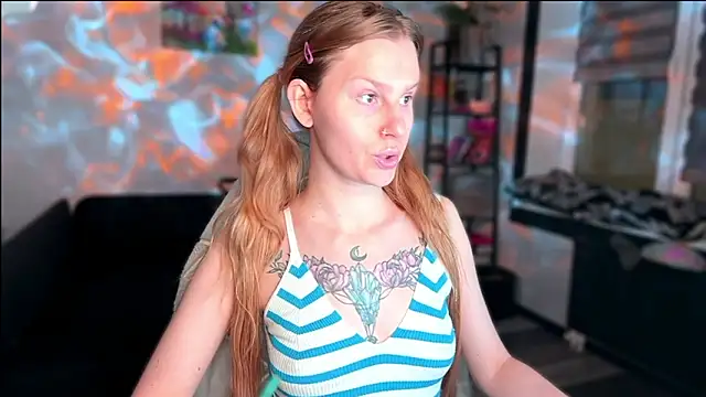 Snapshot of Chanel_Gill chatting on February 16, 2026, 6:17 pm Chanel Gill online show from February 16, 2026, 6:17 pm