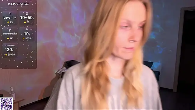 Snapshot of Chanel_Gill chatting on September 18, 2025, 6:55 pm Chanel Gill online show from September 18, 2025, 6:55 pm