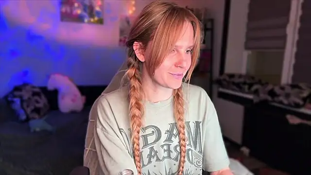 Snapshot of Chanel_Gill chatting on January 12, 2026, 8:58 pm Chanel Gill online show from January 12, 2026, 8:58 pm