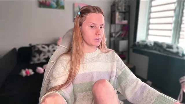 Snapshot of Chanel_Gill chatting on February 1, 2026, 12:14 pm Chanel Gill online show from February 1, 2026, 12:14 pm