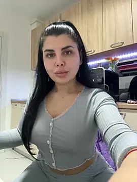 Snapshot of Scarlett-Dream chatting on November 25, 2025, 4:13 am Scarlett-Dream online show from November 25, 2025, 4:13 am