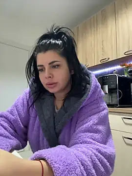 Snapshot of Scarlett-Dream chatting on November 26, 2025, 4:12 am Scarlett-Dream online show from November 26, 2025, 4:12 am