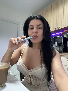 Snapshot of Scarlett-Dream chatting on April 1, 2026, 5:20 am Scarlett-Dream online show from April 1, 2026, 5:20 am