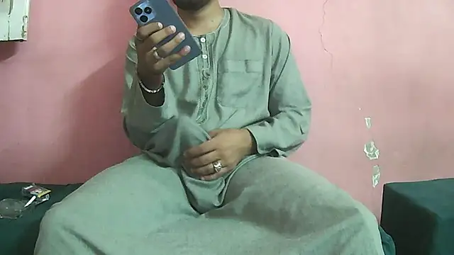 Snapshot of foxsanSs chatting on September 8, 2025, 6:40 pm foxsanSs online show from September 8, 2025, 6:40 pm