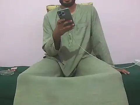 Snapshot of foxsanSs chatting on November 3, 2025, 11:30 pm foxsanSs online show from November 3, 2025, 11:30 pm