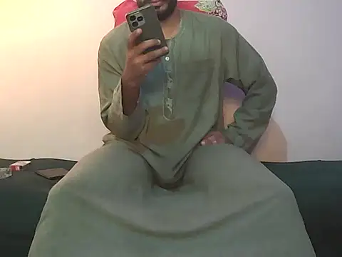 Snapshot of foxsanSs chatting on November 28, 2025, 4:45 am foxsanSs online show from November 28, 2025, 4:45 am