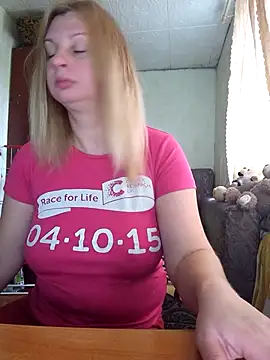 BustyBlond online show from December 23, 2025, 7:07 am