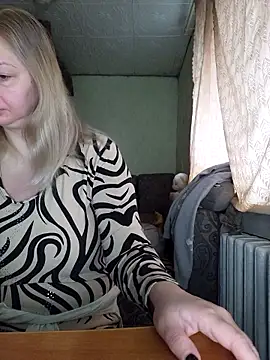 BustyBlond online show from February 14, 2026, 6:02 am