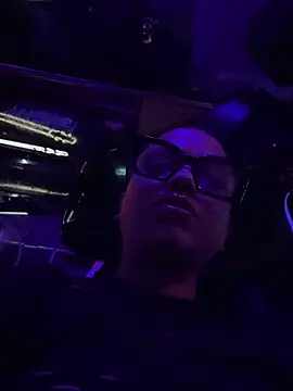 Snapshot of RuggyRackz chatting on March 12, 2025, 10:28 pm RuggyRackz online show from March 12, 2025, 10:28 pm