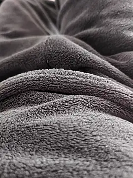 Snapshot of Elixire1 chatting on October 21, 2025, 9:09 am Elixire1 online show from October 21, 2025, 9:09 am